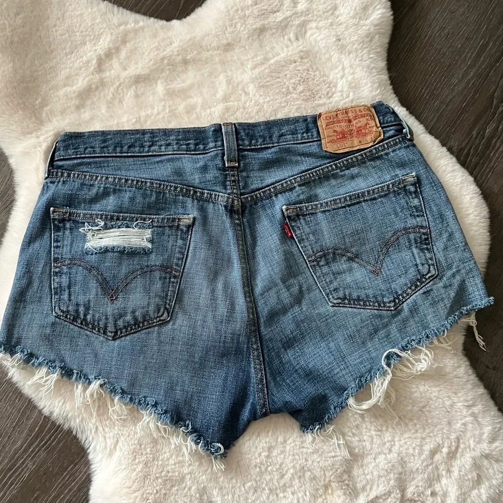 LEVI’S‎ Women's Distressed Denim Shorts